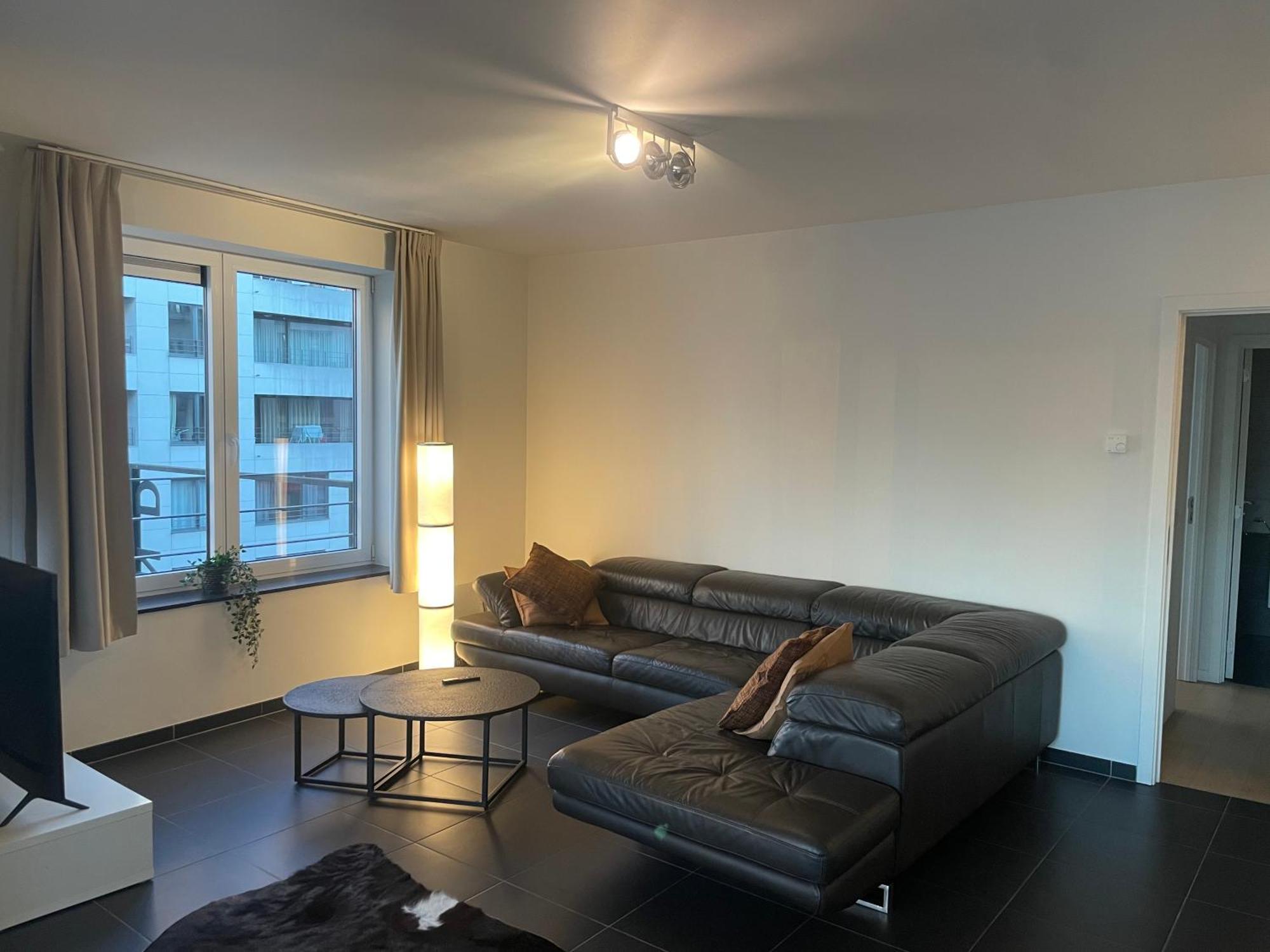 Apartment In Heart Of Brussel City With Balcony View Bruxelas Exterior foto